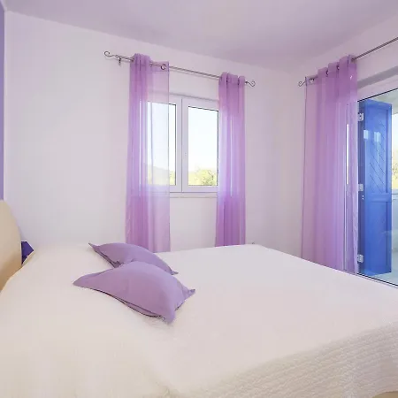Apartman Sunset Hvar.5 *